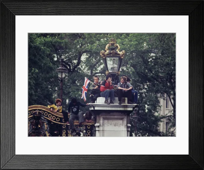 Framed Print : Silver Jubilee Procession Framed Print : Silver Jubilee Procession