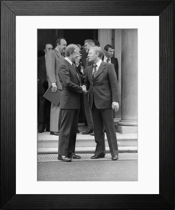 Framed Print : Jimmy Carter and Helmut Schmidt Shaking Hands Framed Print : Jimmy Carter and Helmut Schmidt Shaking Hands