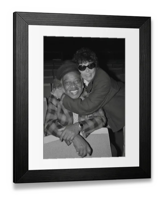 Framed Print : Lena Horne and Count Basie Embracing Framed Print : Lena Horne and Count Basie Embracing