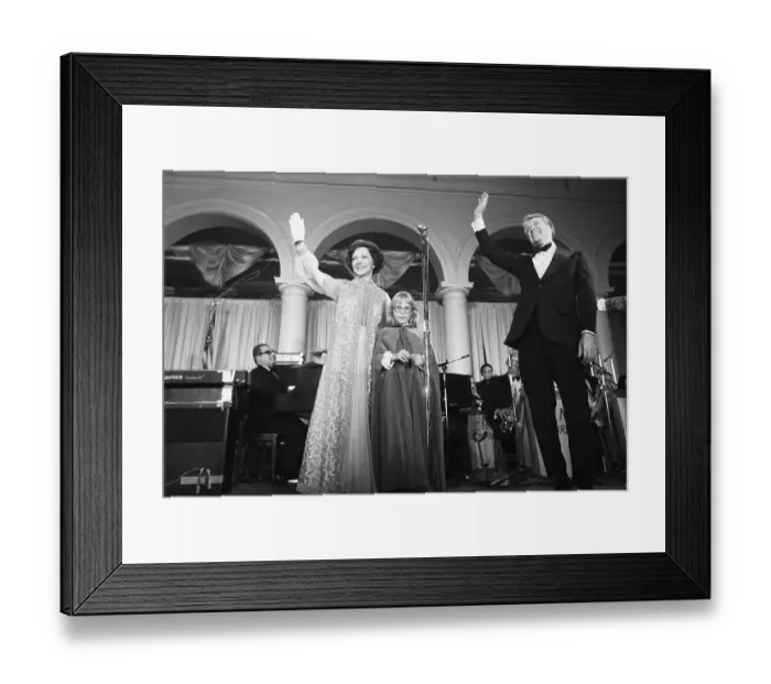 Framed Print : President Carter And Family Wave