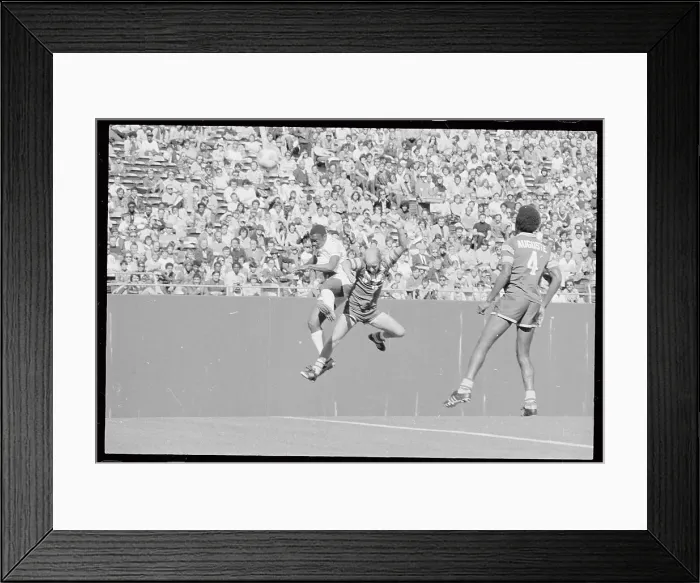 Framed Print : Pele and Alex Pringle in Soccer Action