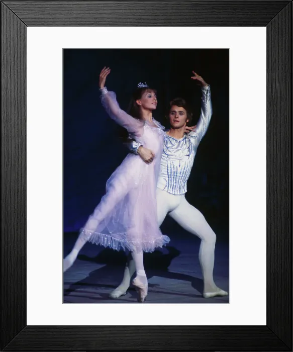 Framed Print : Mikhail Baryshnikov and Gelsey Kirkland Dancing Together Framed Print : Mikhail Baryshnikov and Gelsey Kirkland Dancing Together