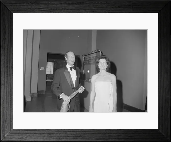 Framed Print : Jacqueline Onassis & Head Of Met Museum Framed Print : Jacqueline Onassis & Head Of Met Museum