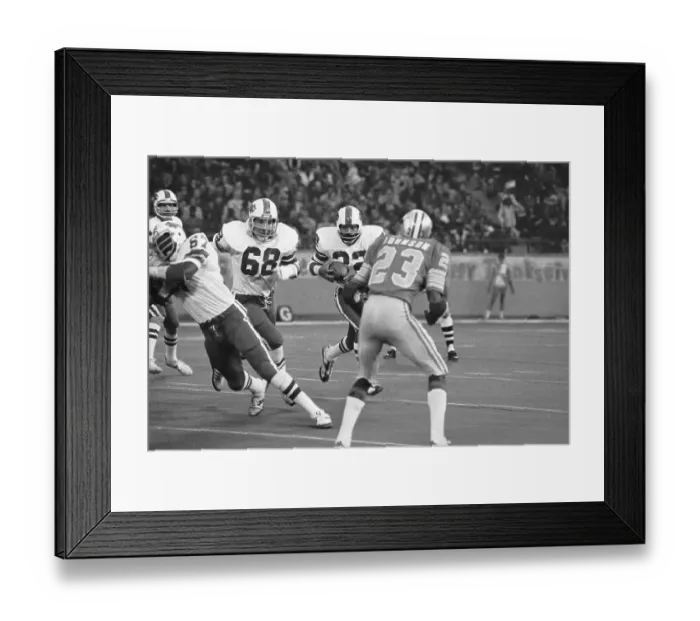 Framed Print : O.J. Simpson Searching for an Opening in Detroit's Defense Framed Print : O.J. Simpson Searching for an Opening in Detroit's Defense