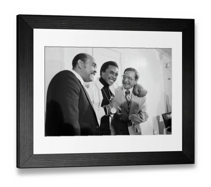 Framed Print : Sugar Ray Leonard Announcing Pro Status Framed Print : Sugar Ray Leonard Announcing Pro Status