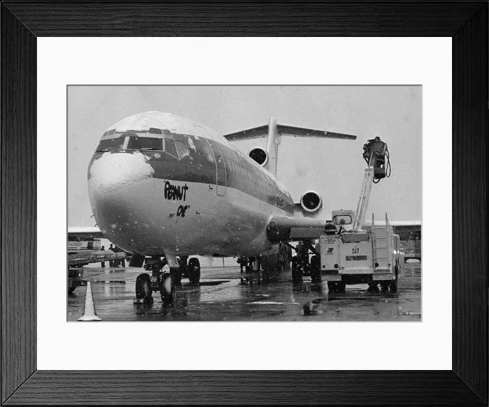 Framed Print : Jimmy Carter's Plane Peanut One Being Deiced Framed Print : Jimmy Carter's Plane Peanut One Being Deiced