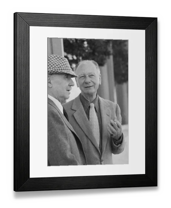 Framed Print : Ralph Richardson and John Gielgud Talking Framed Print : Ralph Richardson and John Gielgud Talking