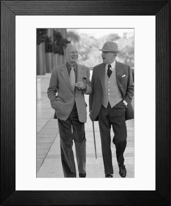 Framed Print : John Gielgud and Ralph Richardson Framed Print : John Gielgud and Ralph Richardson