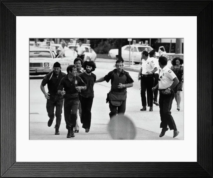 Framed Print : Hostage-Taker Surrenders Framed Print : Hostage-Taker Surrenders