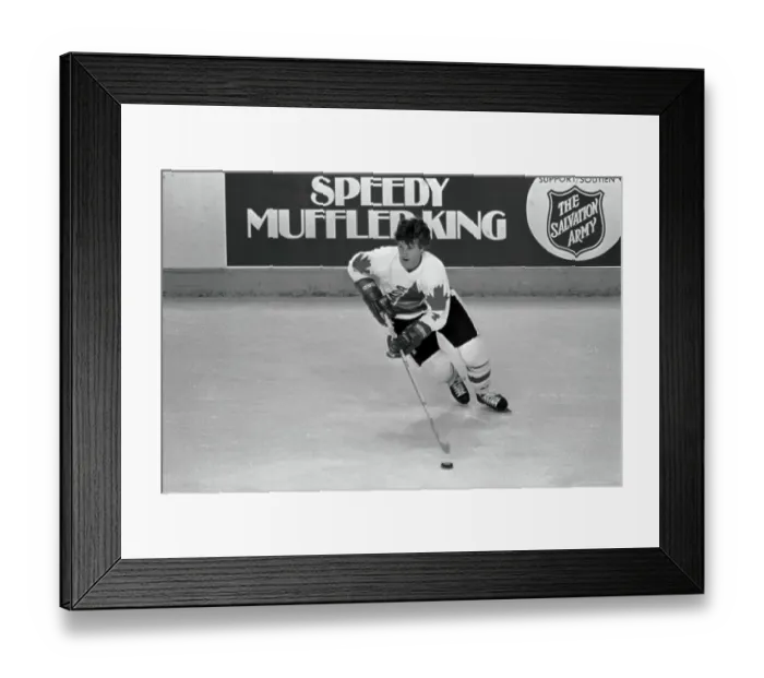 Framed Print : Bobby Orr with the Puck Framed Print : Bobby Orr with the Puck