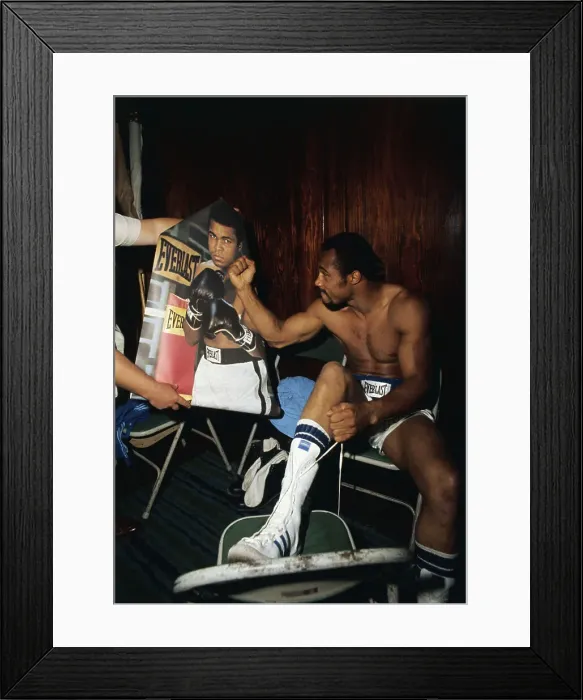 Framed Print : Ken Norton Making Fist at Ali Depiction Framed Print : Ken Norton Making Fist at Ali Depiction