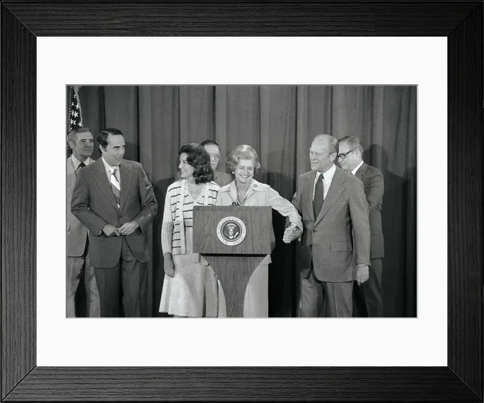 Framed Print : Gerald Ford with Wife and Mrs. Dole Framed Print : Gerald Ford with Wife and Mrs. Dole