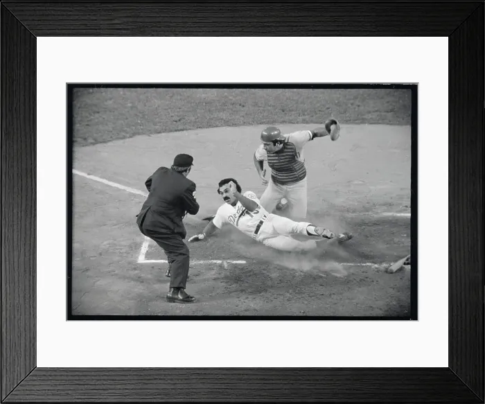 Framed Print : Davey Lopes Scoring Run