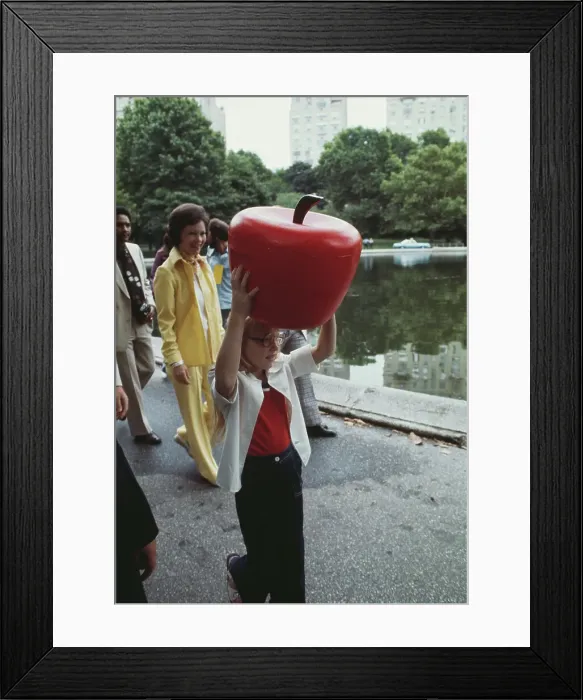 Framed Print : Amy Carter And Big Apple Framed Print : Amy Carter And Big Apple