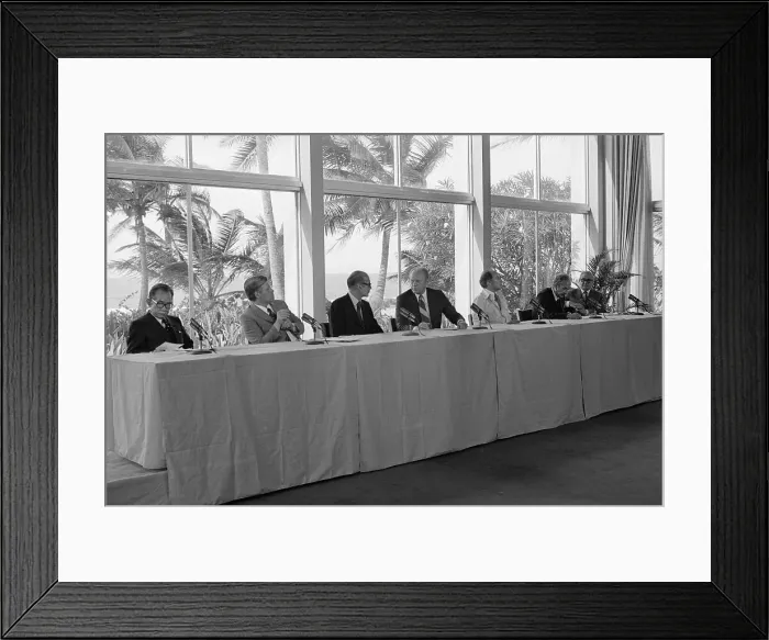Framed Print : Seven Leaders at Economic Summit Framed Print : Seven Leaders at Economic Summit