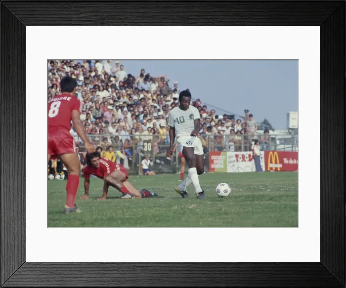 Framed Print : Football Player Pele Framed Print : Football Player Pele