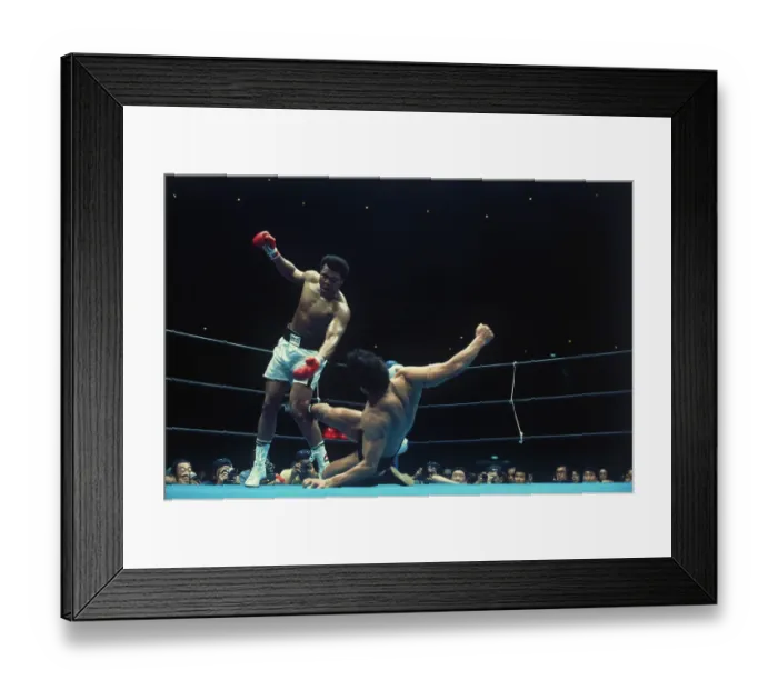 Framed Print : Muhammad Ali Fighting Antonio Inoki Framed Print : Muhammad Ali Fighting Antonio Inoki