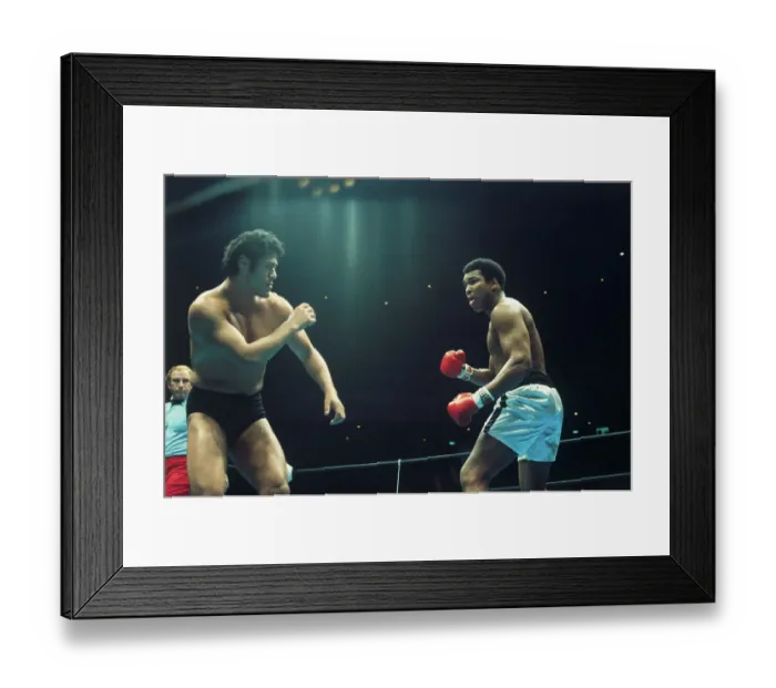 Framed Print : Muhammad Ali Fighting Antonio Inoki Framed Print : Muhammad Ali Fighting Antonio Inoki