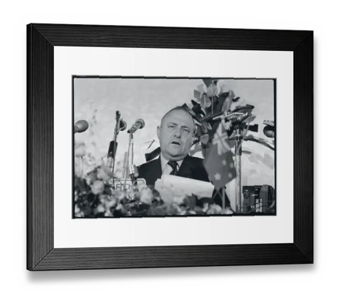 Framed Print : New Zealand Premier Robert Muldoon Framed Print : New Zealand Premier Robert Muldoon
