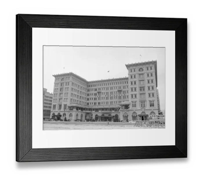 Framed Print : Exterior View Of Peninsula Hotel Framed Print : Exterior View Of Peninsula Hotel