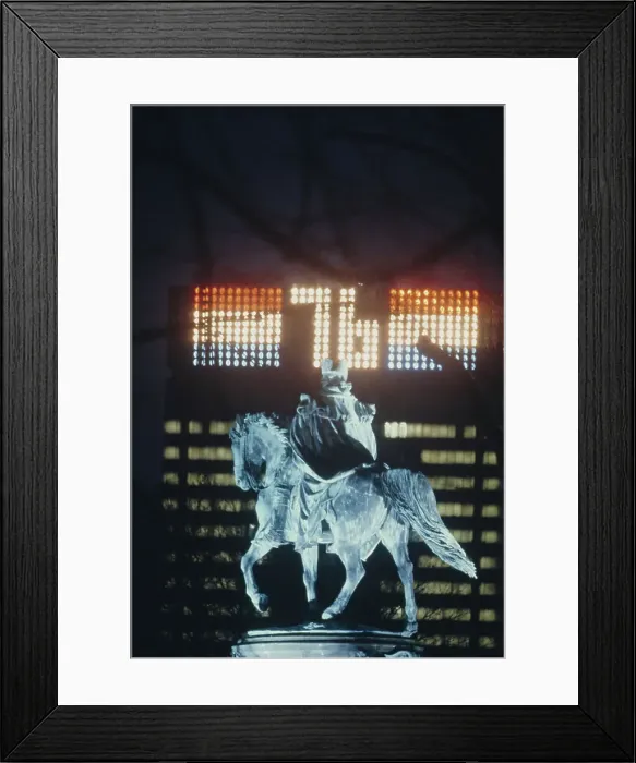 Framed Print : George Washington Monument Framed Print : George Washington Monument