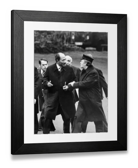 Framed Print : Anwar Sadat and Helmut Schmidt Framed Print : Anwar Sadat and Helmut Schmidt