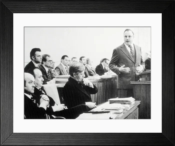 Framed Print : Helmut Kohl Addressing Chancellor and Foreign Minister Framed Print : Helmut Kohl Addressing Chancellor and Foreign Minister