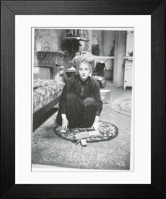 Framed Print : Actress Carol Kane Framed Print : Actress Carol Kane