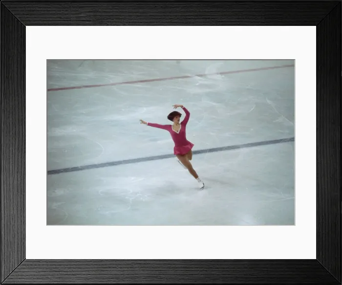 Framed Print : Figure Skater Dorothy Hamill Framed Print : Figure Skater Dorothy Hamill