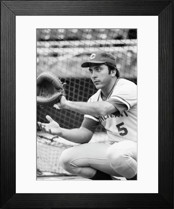 Framed Print : Cincinnati Reds Catcher Johnny Bench Framed Print : Cincinnati Reds Catcher Johnny Bench