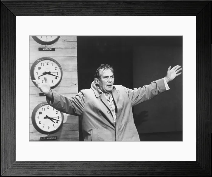 Framed Print : Peter Finch in a Scene from Network Framed Print : Peter Finch in a Scene from Network