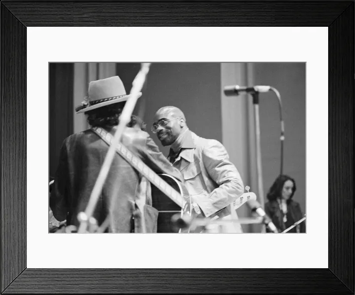 Framed Print : Bob Dylan Shaking Rubin Carter's Hand Framed Print : Bob Dylan Shaking Rubin Carter's Hand