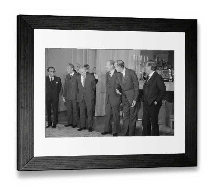 Framed Print : Political leaders posing For Official Photo Framed Print : Political leaders posing For Official Photo