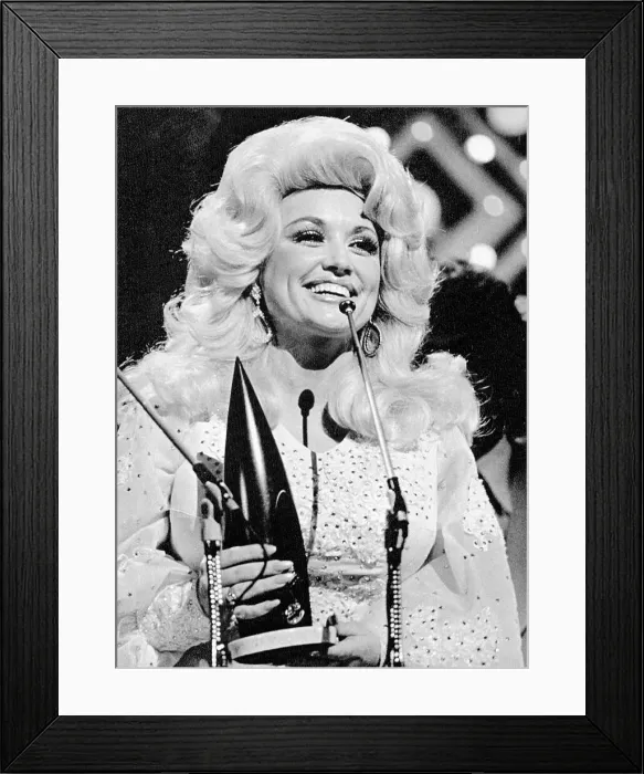 Framed Print : Portrait of Dolly Parton Framed Print : Portrait of Dolly Parton