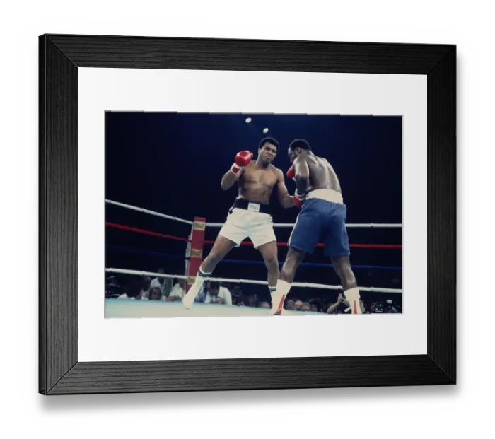 Framed Print : Muhammad Ali Vs Joe Frazier Framed Print : Muhammad Ali Vs Joe Frazier