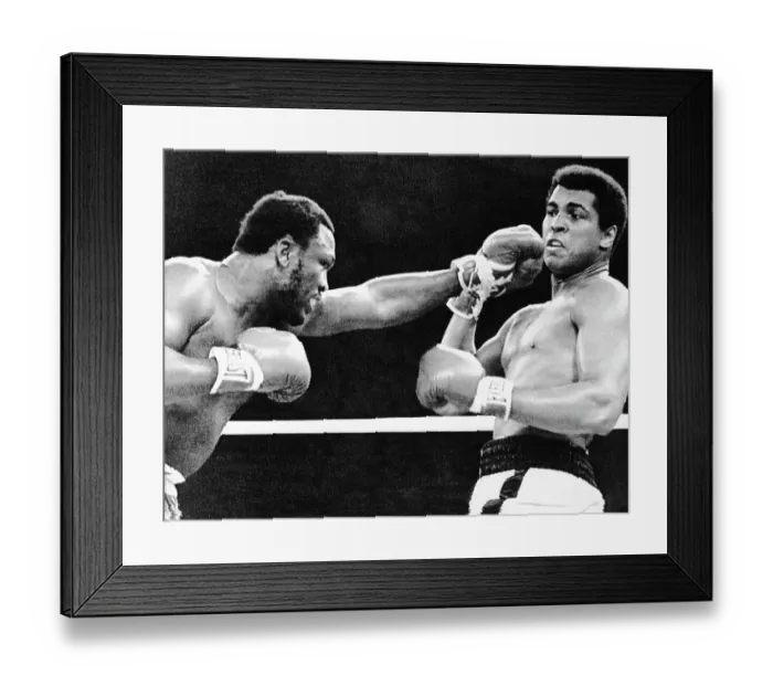 Framed Print : Joe Frazier Throwing Punch at Muhammad Ali Framed Print : Joe Frazier Throwing Punch at Muhammad Ali