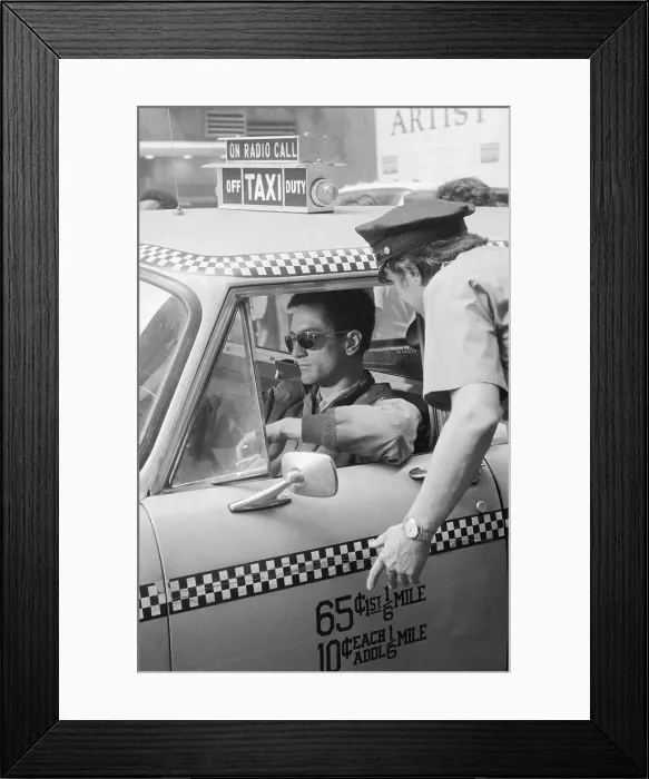 Framed Print : De Niro and Policeman in Taxi Driver Framed Print : De Niro and Policeman in Taxi Driver