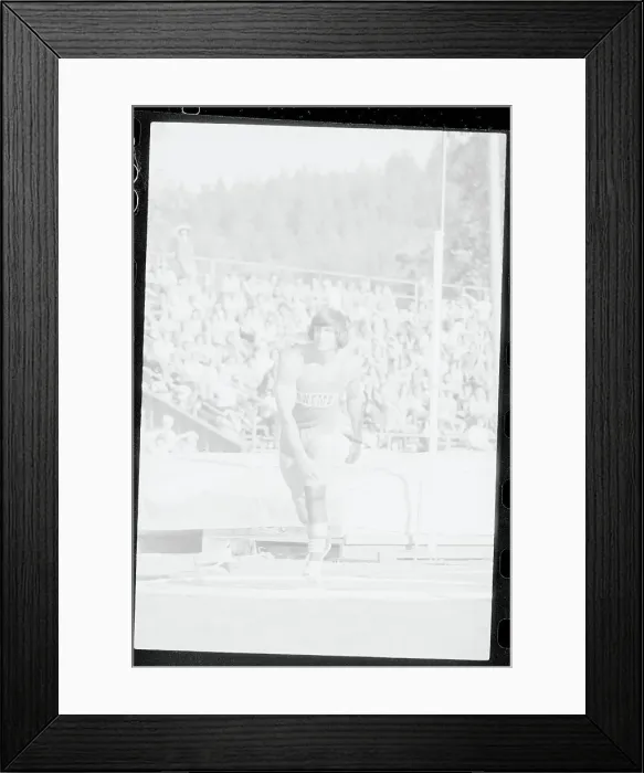 Framed Print : Discus Thrower Mac Wilkins Framed Print : Discus Thrower Mac Wilkins