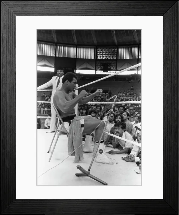Framed Print : Muhammad Ali Addresses Crowd from Ring