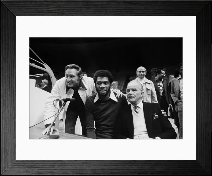 Framed Print : Kareem Abdul-Jabbar After Signing Contract Framed Print : Kareem Abdul-Jabbar After Signing Contract