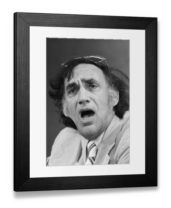 Framed Print : Closeup of William Kunstler with Glasses Framed Print : Closeup of William Kunstler with Glasses