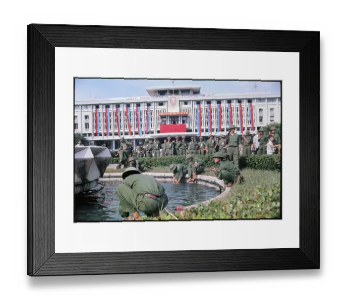 Framed Print : Victorious North Vietnamese Soldiers Wash in Palace Fountain Framed Print : Victorious North Vietnamese Soldiers Wash in Palace Fountain