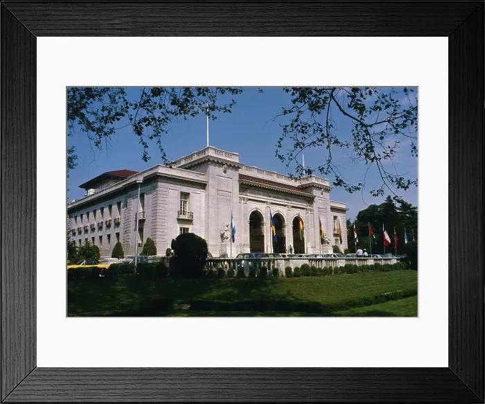 Framed Print : Outside the American States Structure Framed Print : Outside the American States Structure