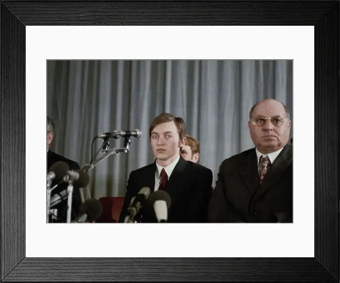 Framed Print : World Chess Champion Anatoly Karpov Framed Print : World Chess Champion Anatoly Karpov