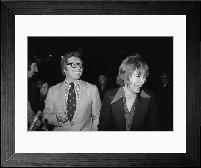 Framed Print : Shirley MacLaine and Pete Hamill Arriving at a Party Framed Print : Shirley MacLaine and Pete Hamill Arriving at a Party