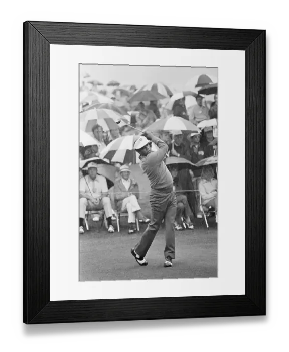 Framed Print : Lee Elder Swinging Golf Club Framed Print : Lee Elder Swinging Golf Club