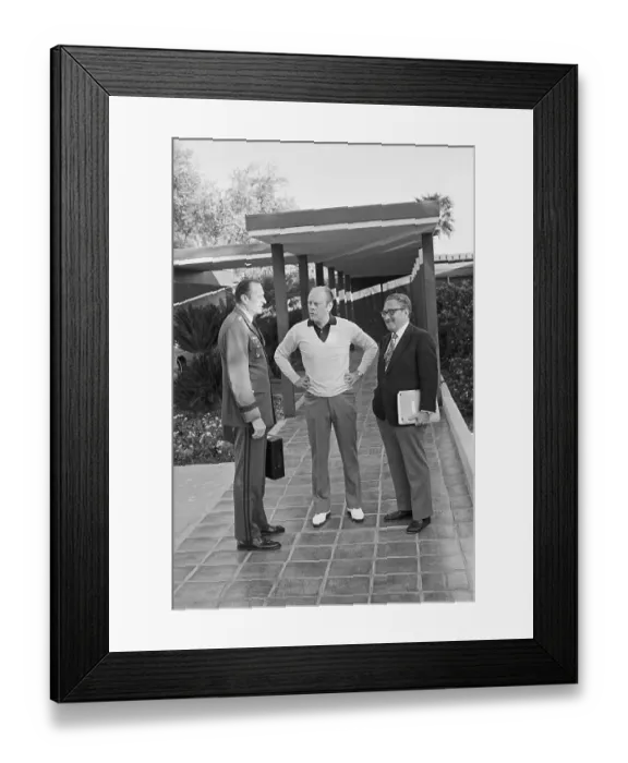 Framed Print : President Ford Speaking with Henry Kissinger and Frederick Weyand Framed Print : President Ford Speaking with Henry Kissinger and Frederick Weyand
