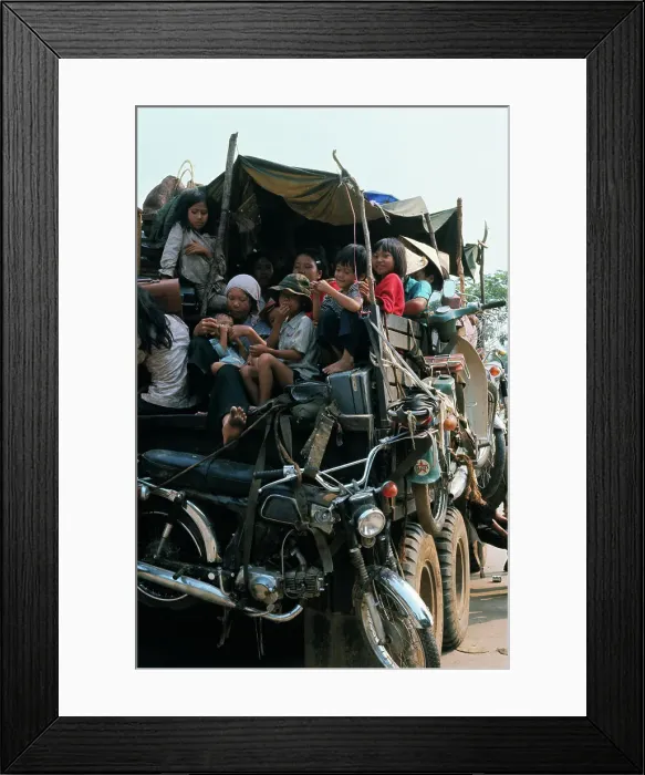 Framed Print : Vietnamese Refugees Fleeing in Crowded Truck Framed Print : Vietnamese Refugees Fleeing in Crowded Truck