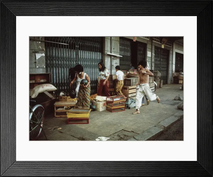 Framed Print : Women Gathering Food In Phnom Penh