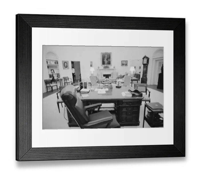 Framed Print : Oval Office Desk in White House Framed Print : Oval Office Desk in White House